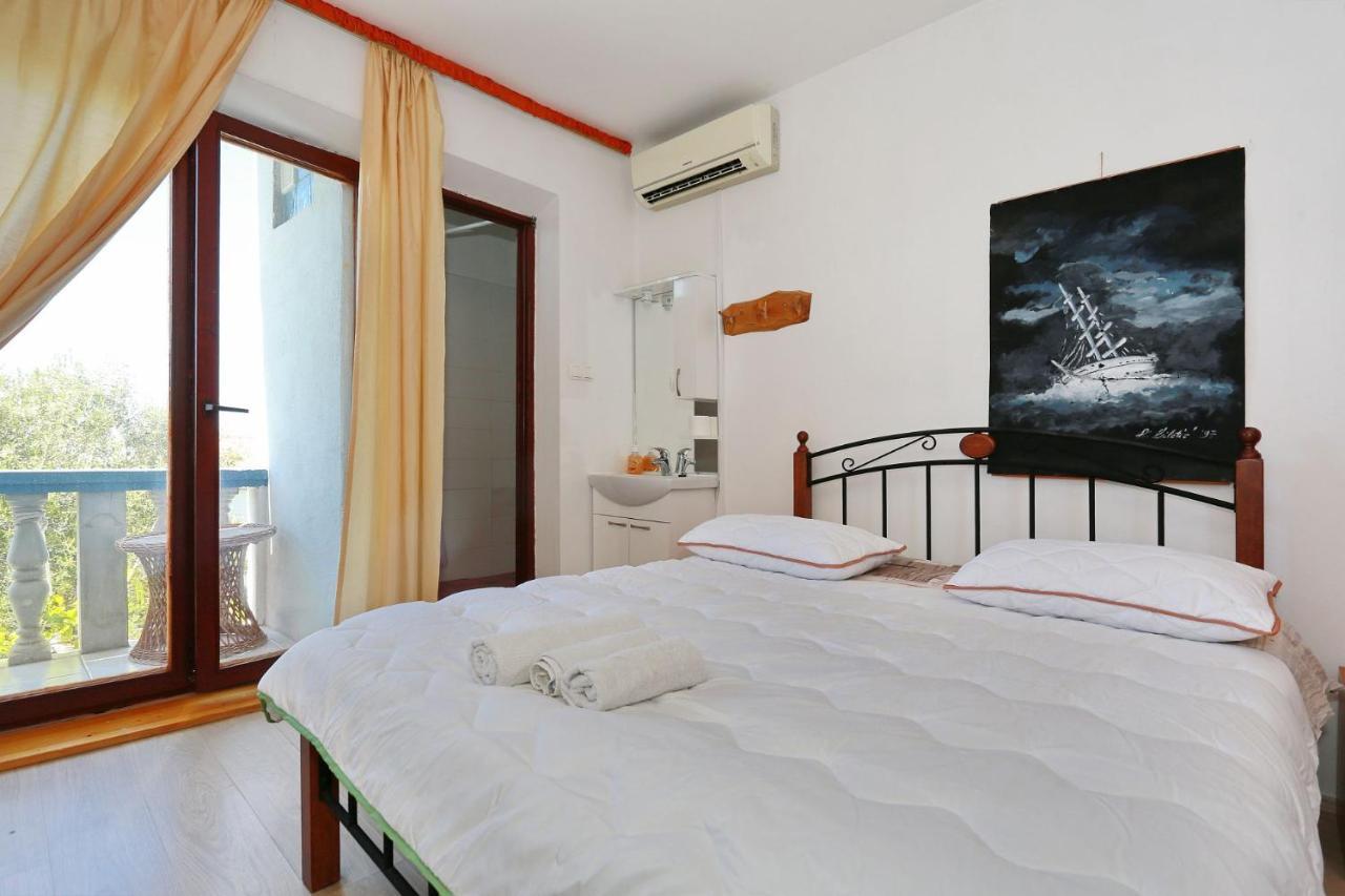Apartmani Stanka & Joso Ražanac Dış mekan fotoğraf